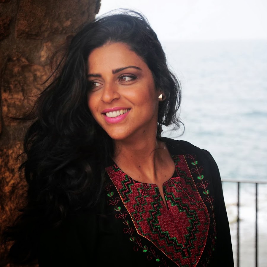 Learn Arabic with Maha
